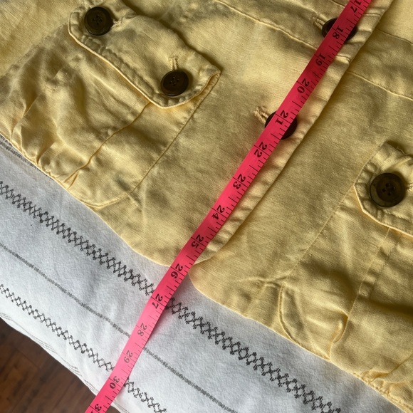 Chico's Yellow Safari/Utility Linen Blazer- Size 2 - Picture 6 of 6